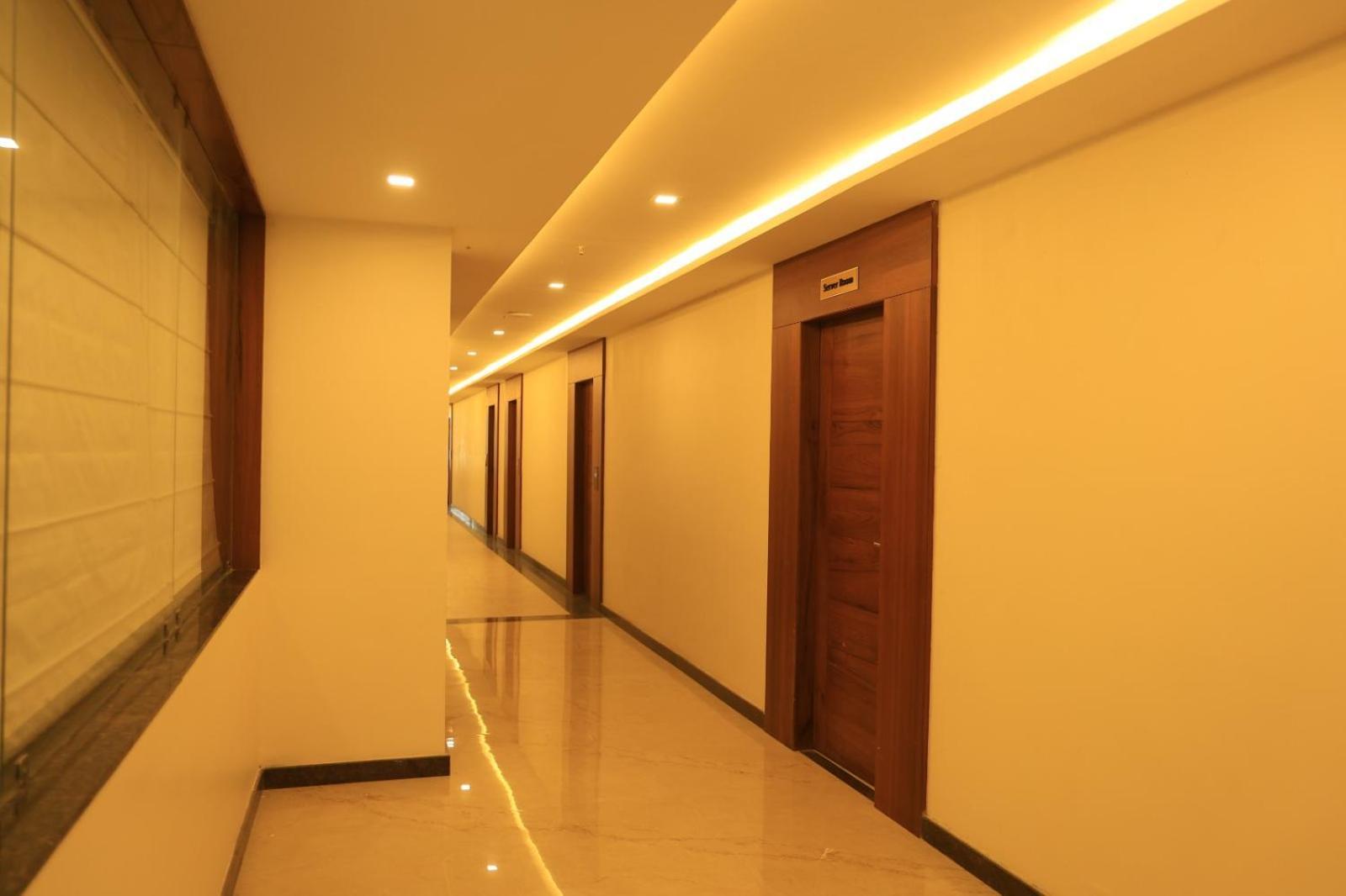 Hotel Anand Grand Hosūr 외부 사진